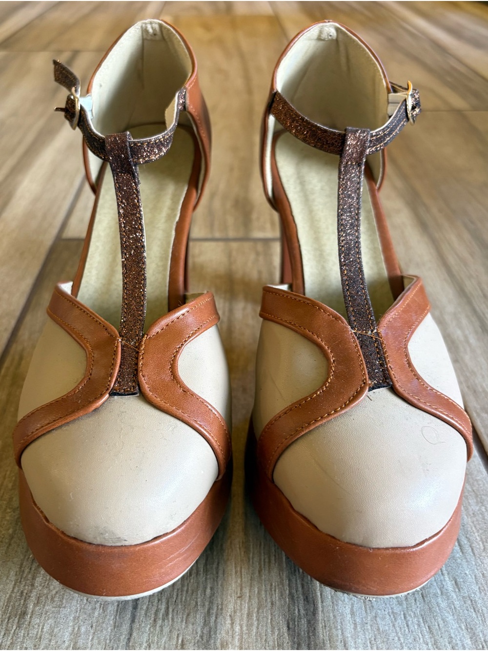 Women’s T-Strap Platform Heels in Sparkle Tan and Cream Sz 38